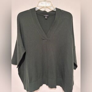 Ann Taylor Forest Green V-Neck Sweater